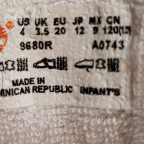 Pink Timberland Baby Boots - Picture 2 of 7